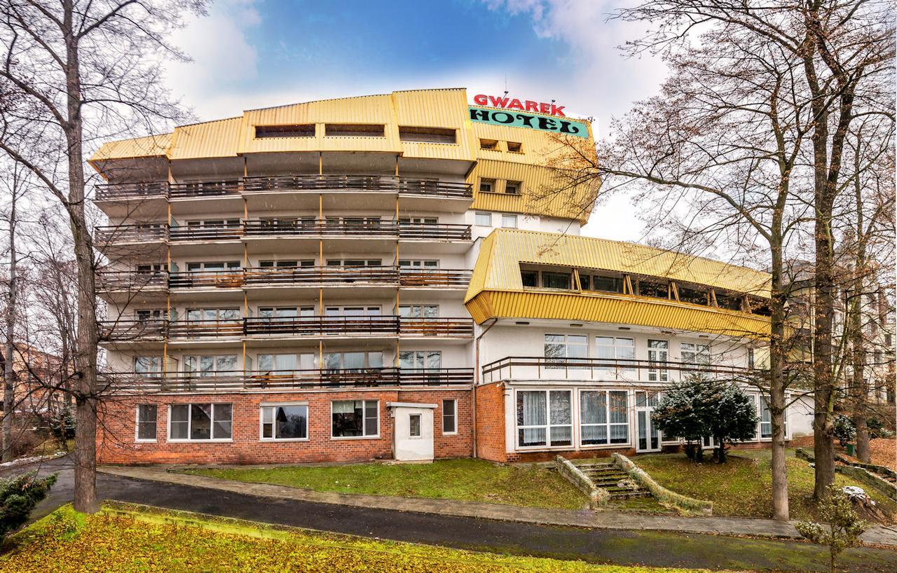 Gwarek Hotel Кудова-Здрой Екстериор снимка
